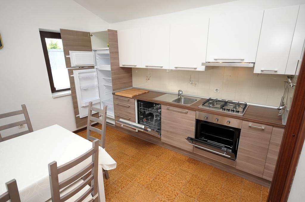 Apartament Vv Pula Oda fotoğraf