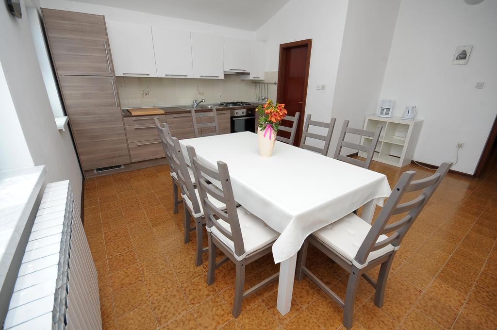 Apartament Vv Pula Oda fotoğraf